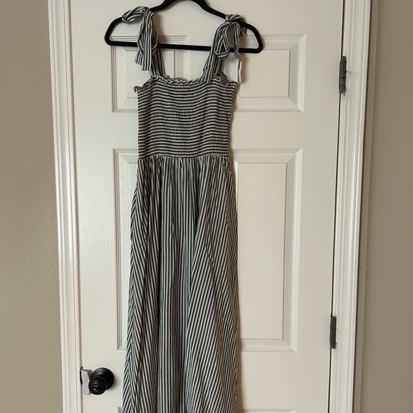 VICI NATALY COTTON STRIPED POCKETED MAXI DRESS - Picture 8 of 8